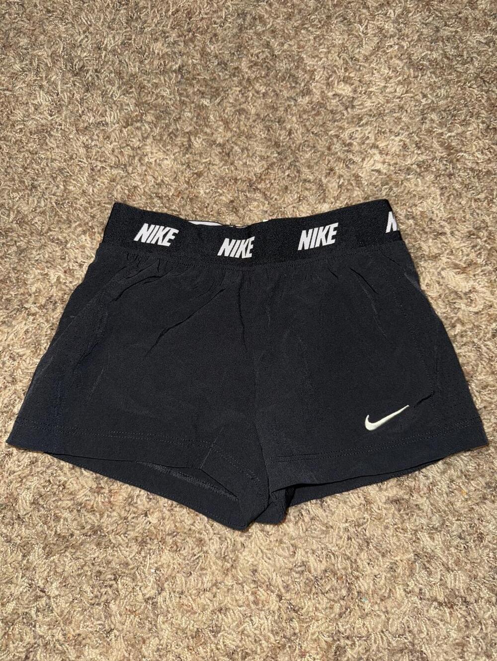Nike Women’s Woven Dri-Fit Training Shorts